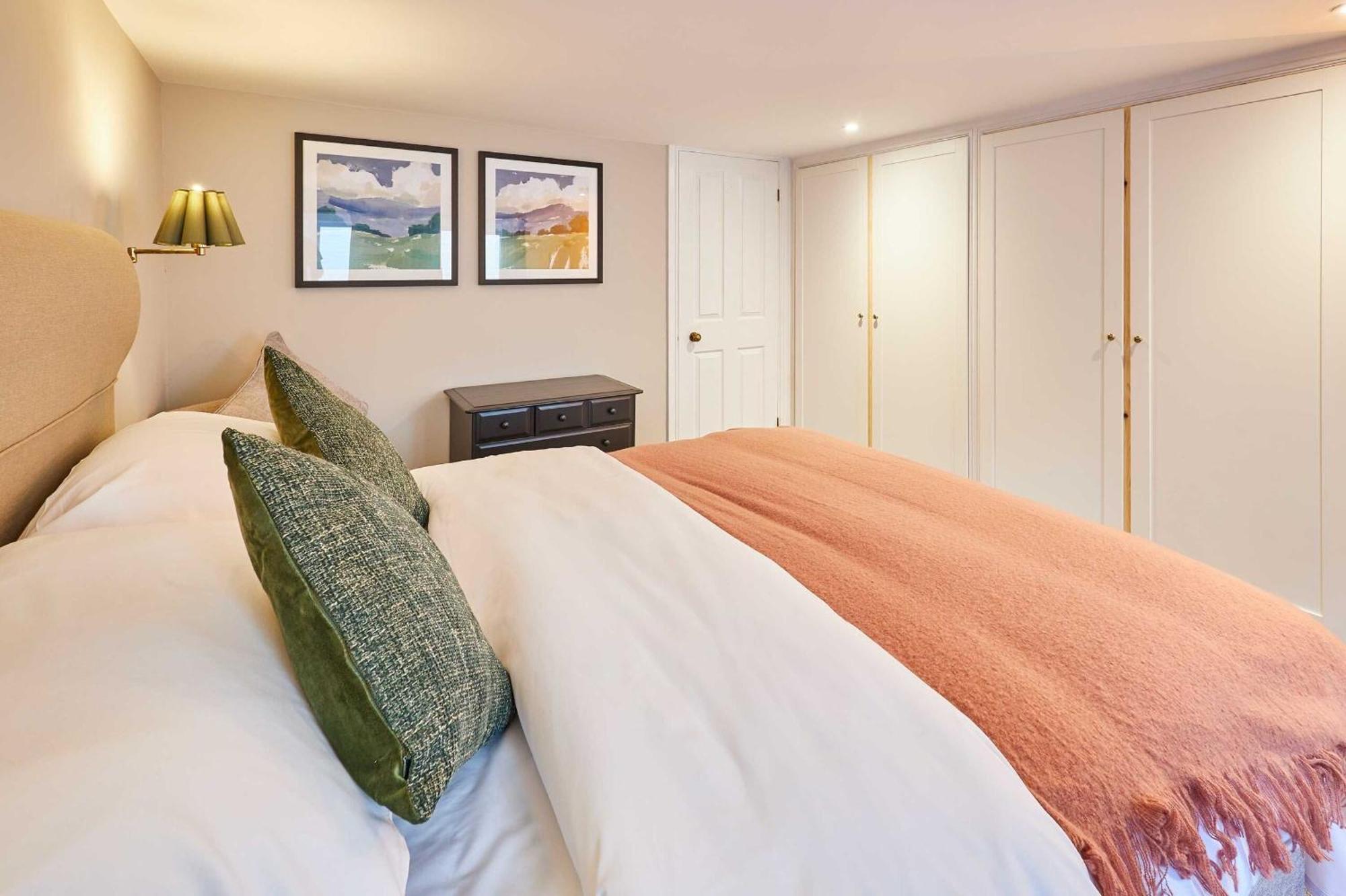 The Raven Hotel Much Wenlock Buitenkant foto
