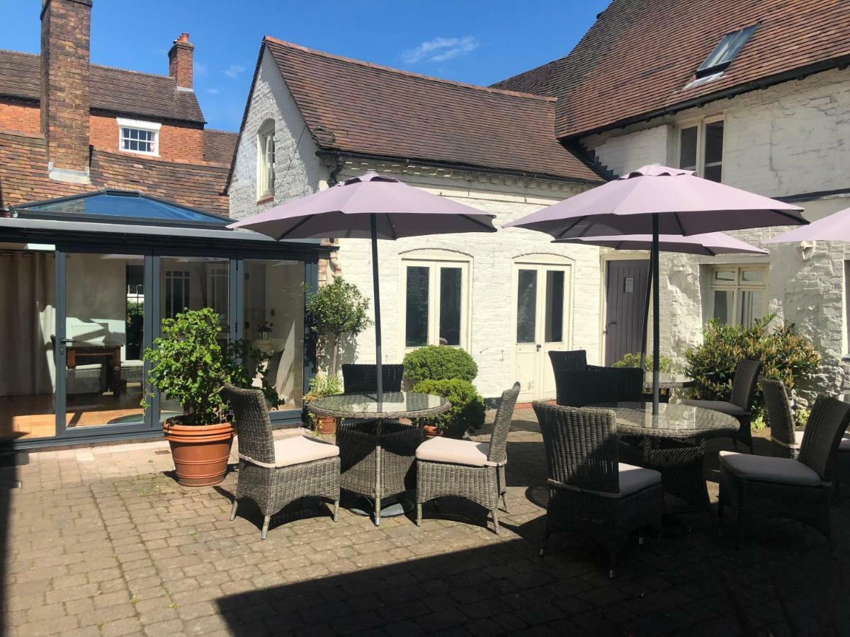The Raven Hotel Much Wenlock Buitenkant foto